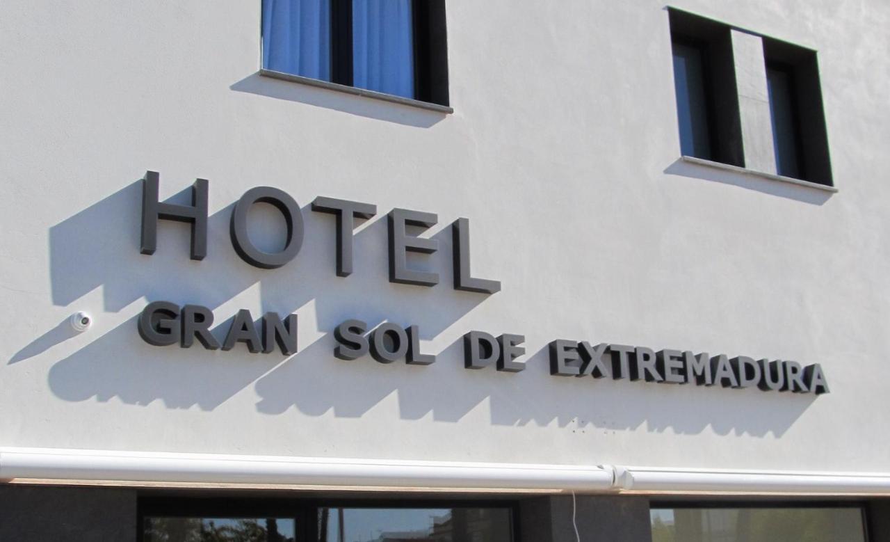 Hotel Gran Sol De Extremadura 蒙蒂霍 外观 照片